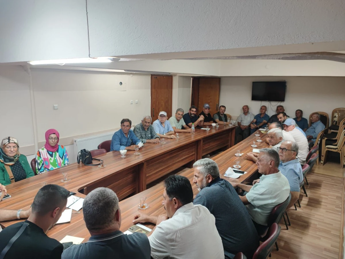 Ak Parti Mahalle Başkanları İstişare Toplantısı Yapıldı