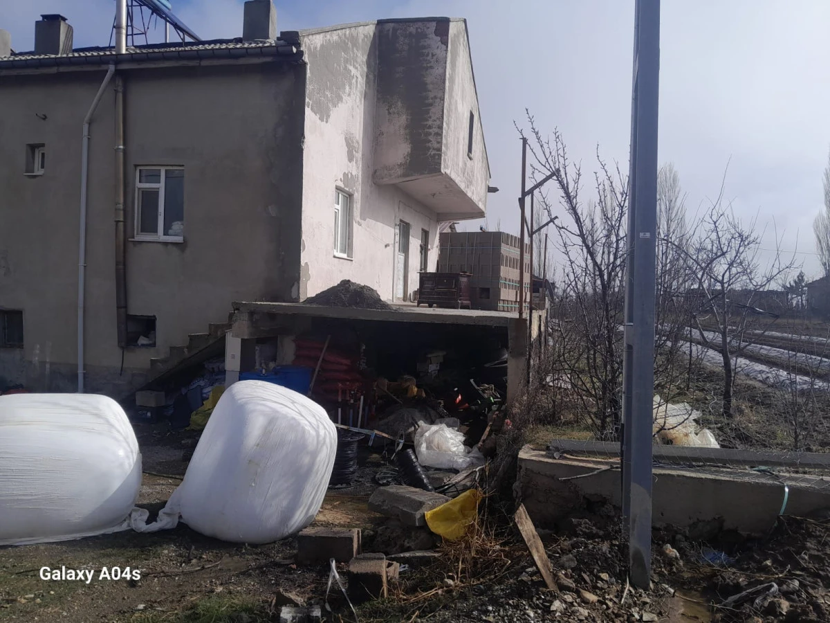 Balkondan d&uuml;şen Alzheimer hastası hayatını kaybetti 