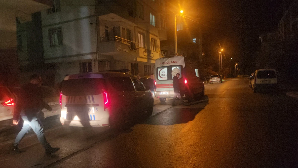 Balkondan d&uuml;şen kişi yaralandı