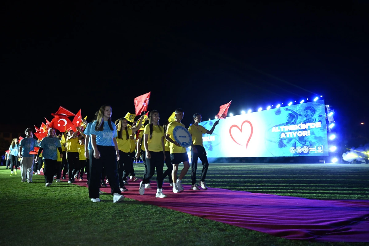 BAŞKAN ALTAY, &ldquo;SPOR OKULLARI OLİMPİYATLARI&rdquo;NA KATILAN T&Uuml;M GEN&Ccedil;LERE TEŞEKK&Uuml;R ETTİ
