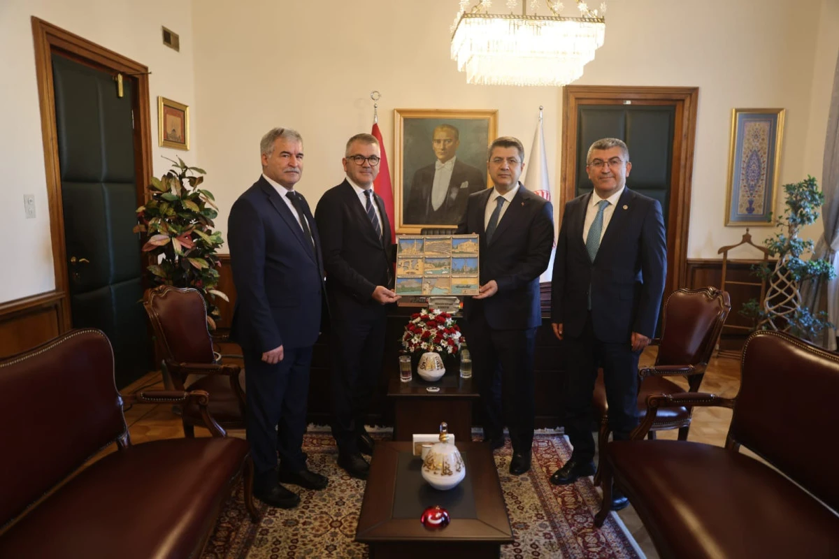 BAŞKAN USTAOĞLU VE İLÇE BAŞKANI ARIN ANKARA’DA