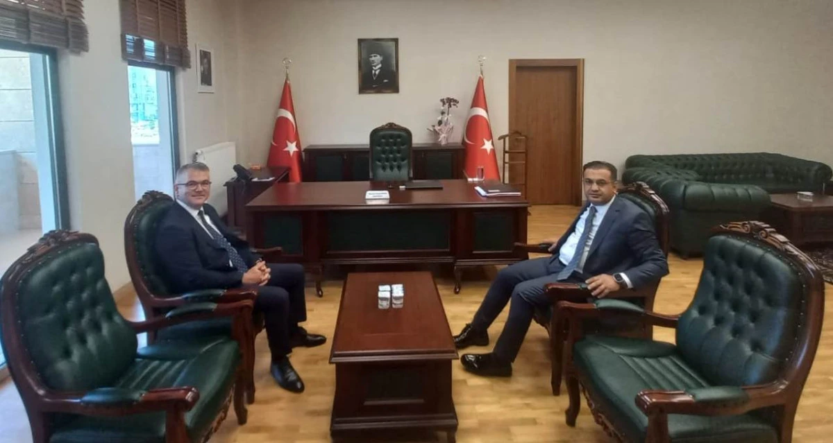 BAŞKAN USTAOĞLU’NDAN KAYMAKAM KIYICI’YA HAYIRLI OLSUN ZİYARETİ 