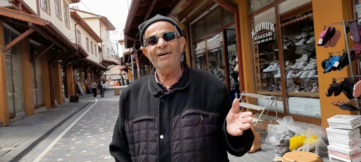 Bir &Ccedil;arşının Hafızası: Muammer Kılın&ccedil;oğlu 