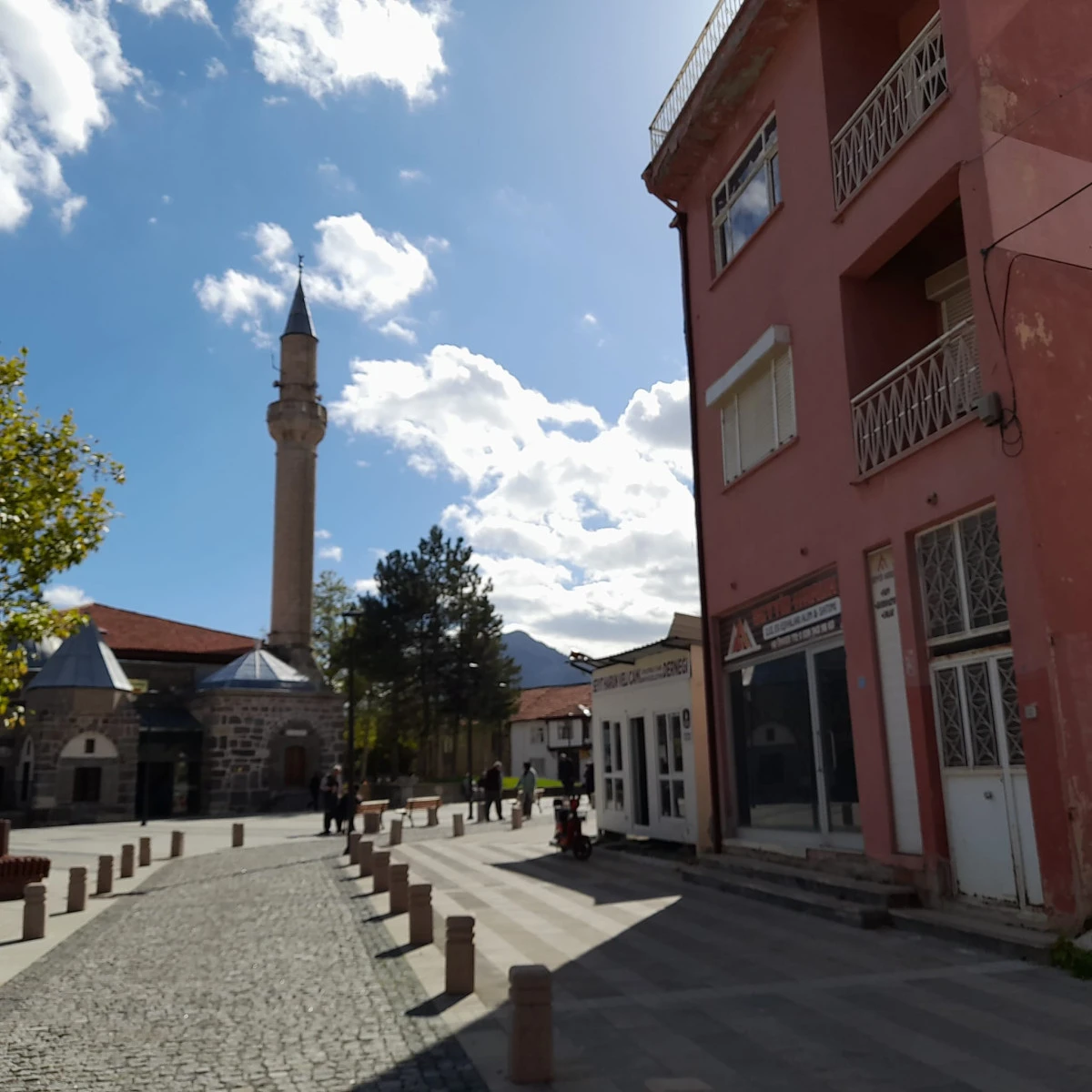 Camii Derneği Başkanı Durmuş Onar dan açıklama
