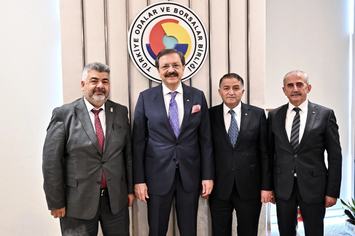 CEMAL K&Uuml;&Ccedil;&Uuml;K ANKARADA G&Ouml;REVLİ OLDUĞU GTI GENEL KURULUNA KATILDI