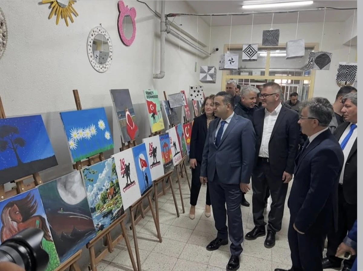 Gazi Ortaokulu tarafından d&uuml;zenlenen Sergi A&ccedil;ılışı ve Bahar Şenliği etkinliği ger&ccedil;ekleştirildi.