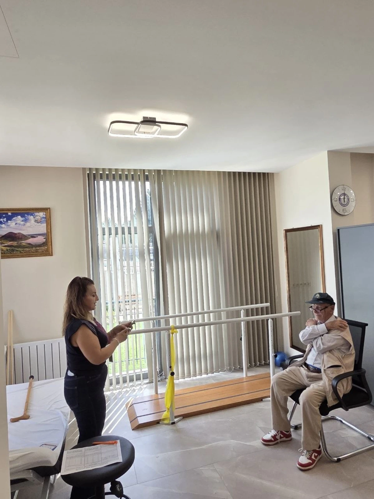 Hareket Yaşını &Ouml;ğren, Sağlıklı Yaşa&rdquo; kampanyası kapsamında huzur evi ziyaret edildi