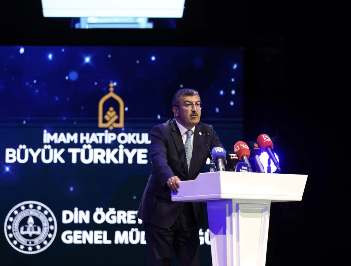 Hasan Ekici :İmam hatip okulları T&uuml;rkiye&rsquo;nin ufkunu aydınlatan kutlu &ccedil;atılardır