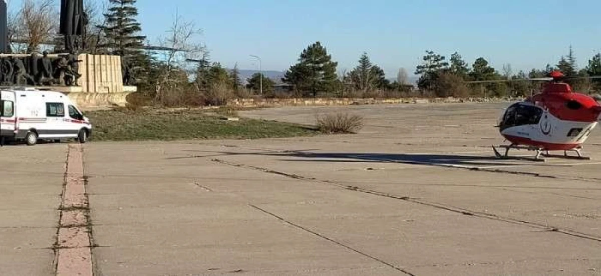 Hava ambulansı kalp krizi geçiren fırıncı için kalktı