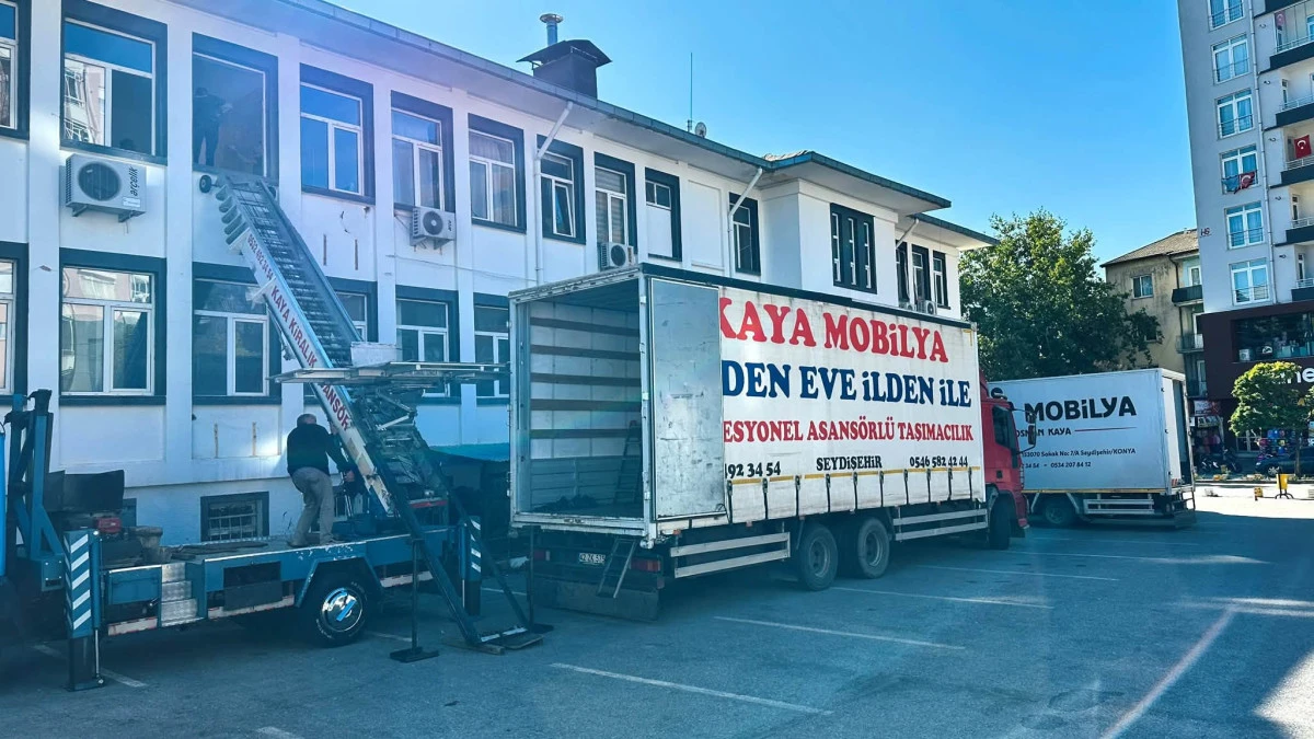İl&ccedil;e Milli Eğitim M&uuml;d&uuml;rl&uuml;ğ&uuml; Ge&ccedil;ici Olarak Halise G&uuml;ney Ortaokulu Binasına Taşınıyor