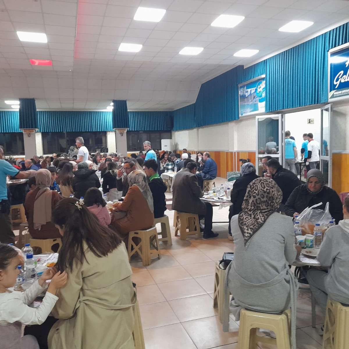 İş İnsanı Arif Bükücü’den Kaynaşma Yemeği