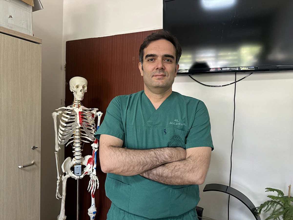 Küçük Miray omurga eğriliğinden 9 saatlik ameliyatla kurtuldu