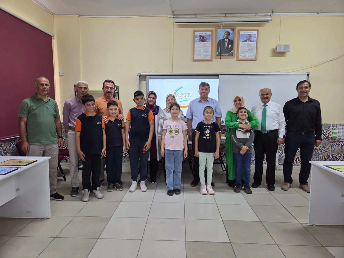MERKEZ İLKOKULU ÖZEL ÖĞRENCİLERİNDEN ÖZEL SERGİ
