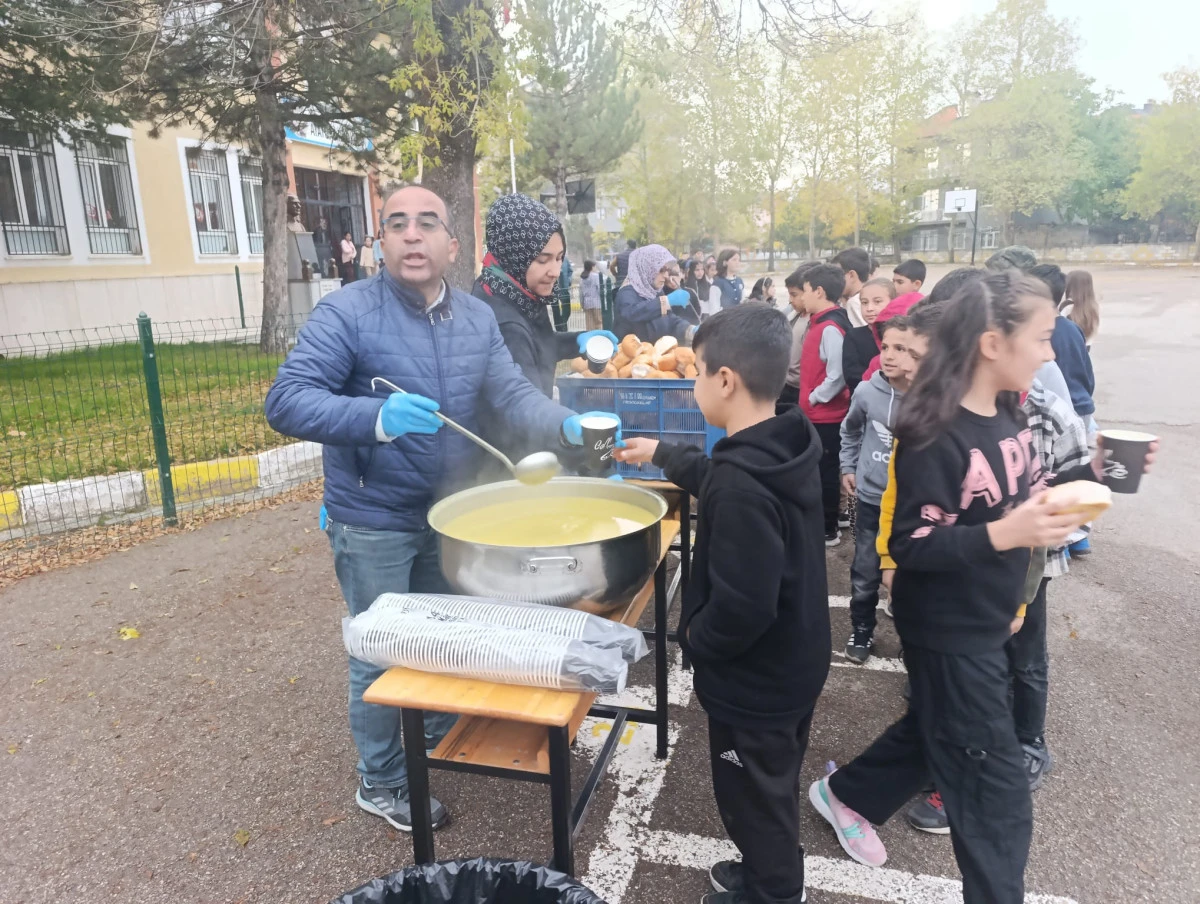 Okulumda Sağlıklı Besleniyorum Etkinliği