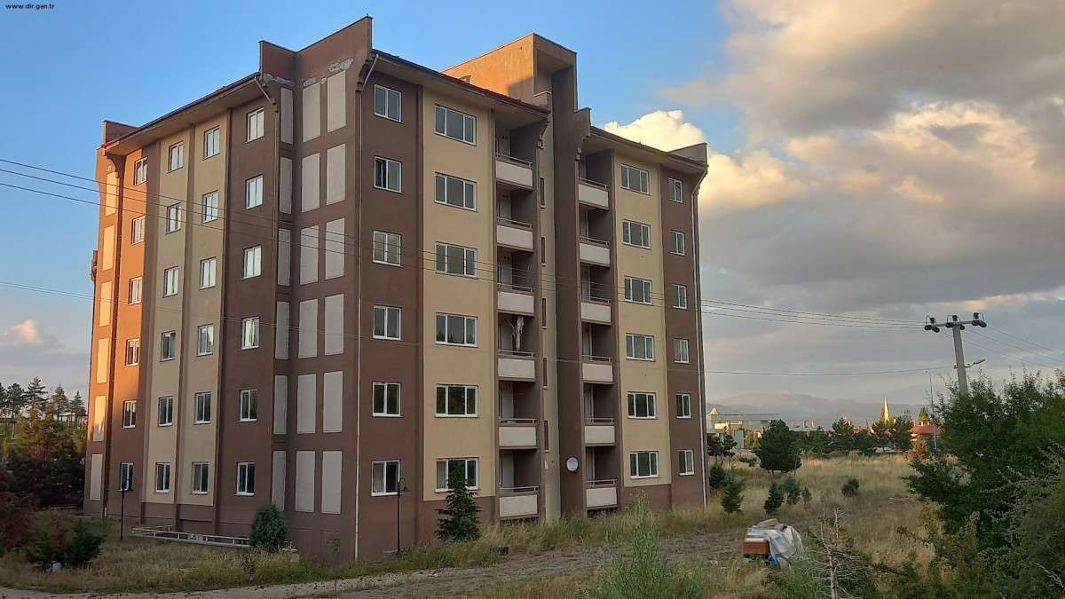 PINARBAŞINDA BULUNAN 24 TOKİ KONUTU SATIŞA ÇIKARILDI 