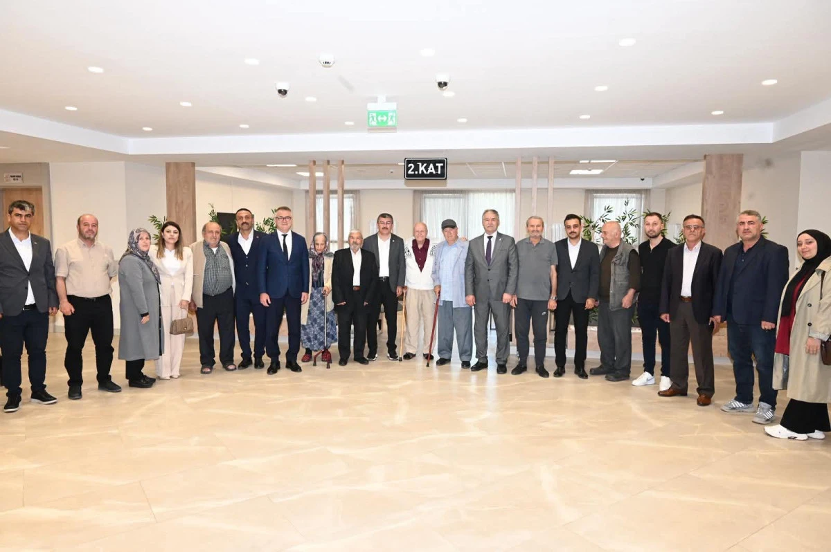 Seydişehirde dualar ve tebess&uuml;mlerle dolu bayram buluşması
