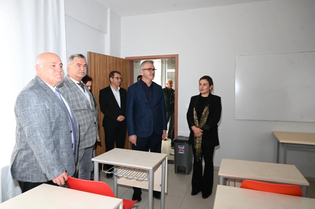 SEYDİŞEHİR&rsquo;DE &Ouml;ĞRENCİLER İ&Ccedil;İN BARINMA SORUNU &Ccedil;&Ouml;Z&Uuml;LD&Uuml;: &ldquo;Hİ&Ccedil;BİR &Ouml;ĞRENCİ DIŞARIDA KALMAYACAK&rdquo;