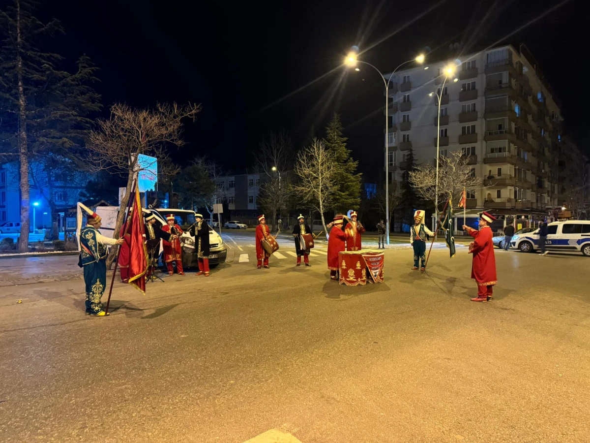 Seydişehirde Sahurda Mehter S&uuml;rprizi