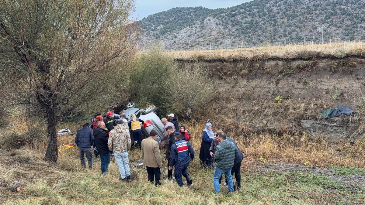 Seydişehirde trafik kazası 1 &ccedil;ocuk 5 yaralı