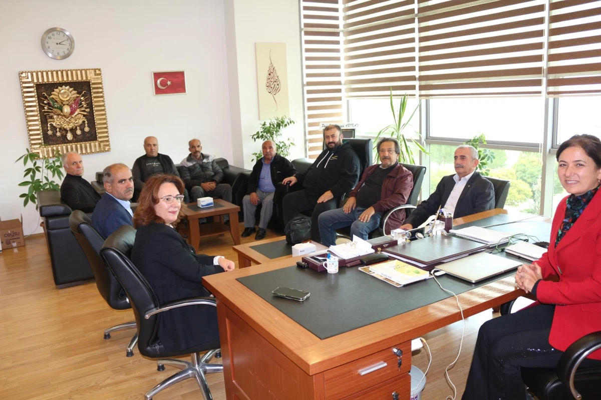SİVİL TOPLUM ÖRGÜTLERİNDEN DEKANI ZİYARETİ