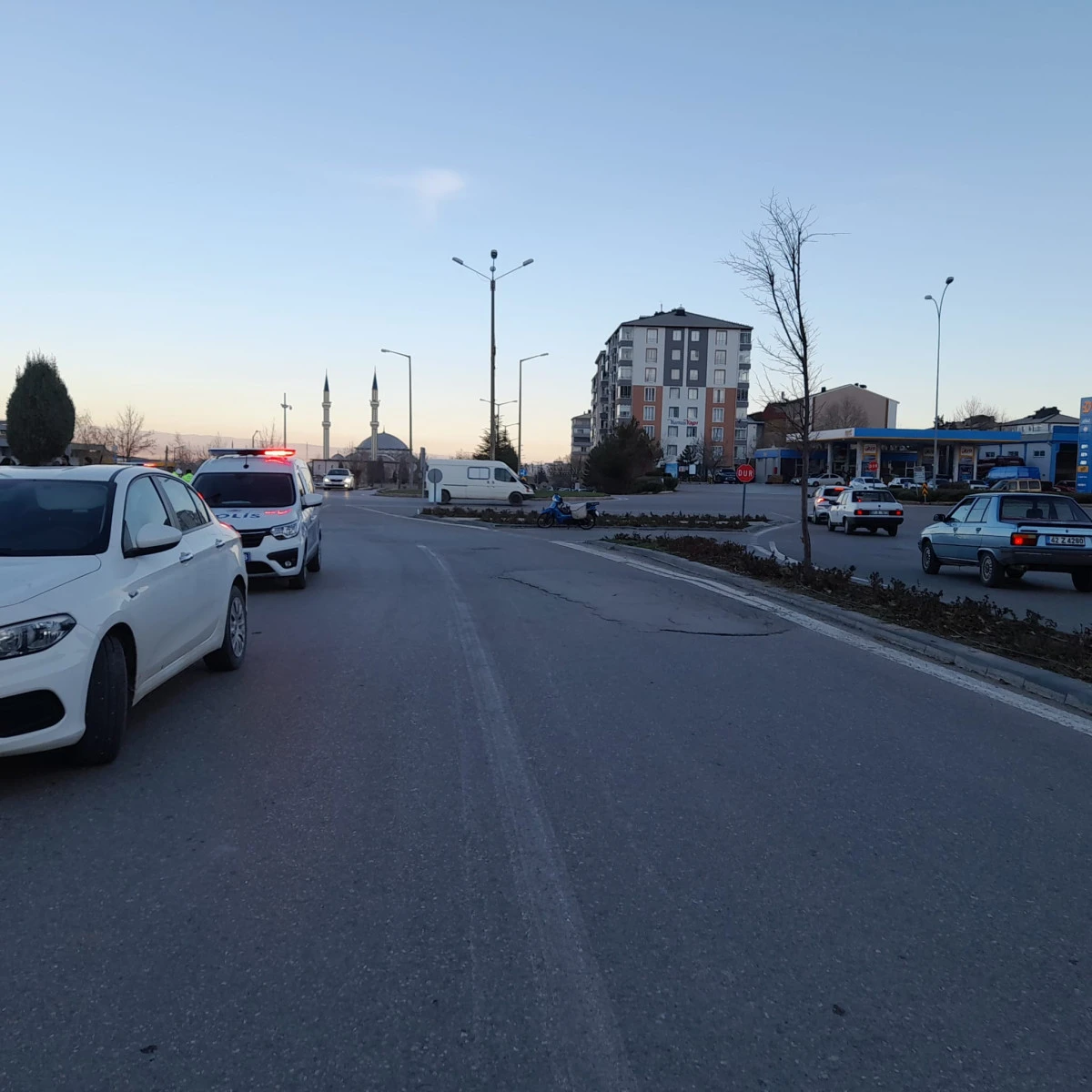 Trafik kazasında 3 kişi yaralandı.