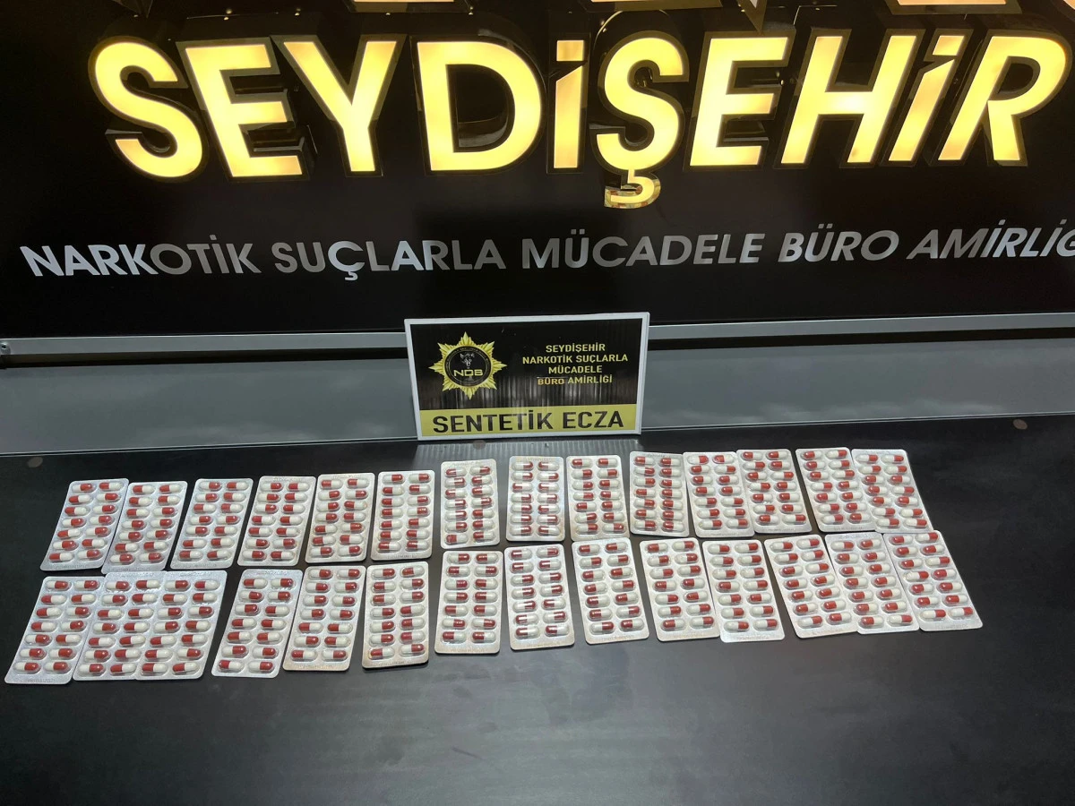 Uyuşturucu Madde Ticaretini ve Kullanımını önlemeye yönelik yapılan çalışmalarda gözaltına alınan 2 kişi tutuklandı.
